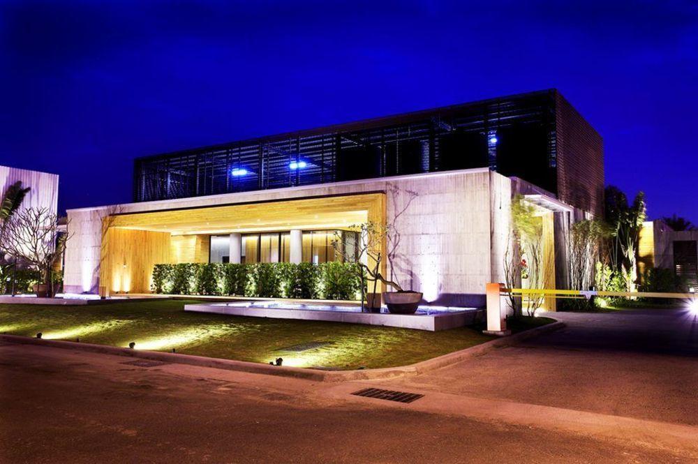 H Villa Inn Tainan Exterior photo