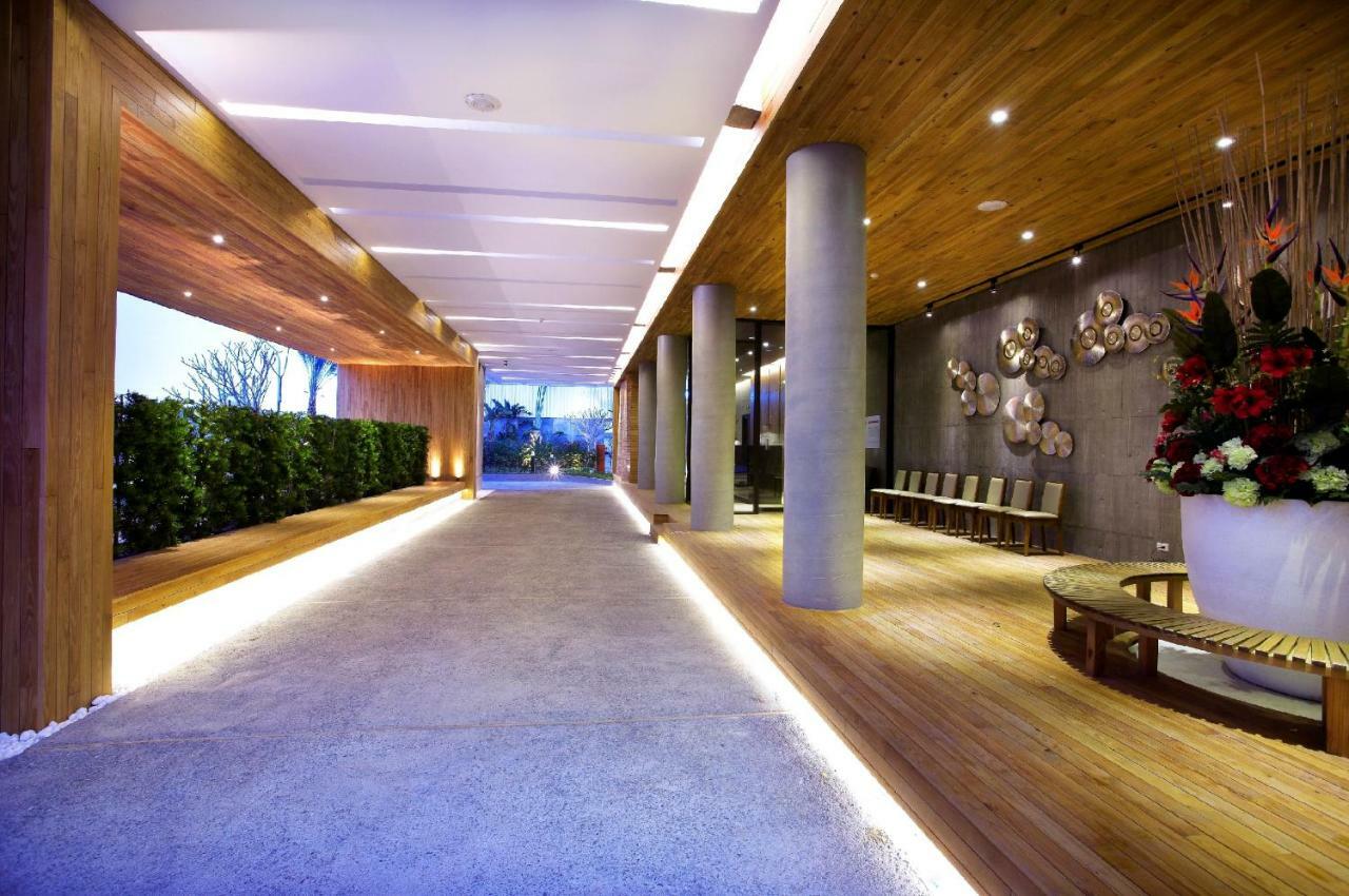 H Villa Inn Tainan Exterior photo